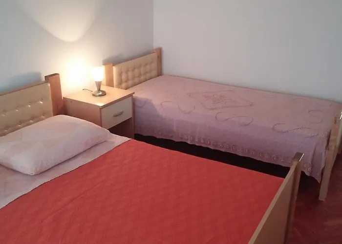 Ivanka Apartamento *